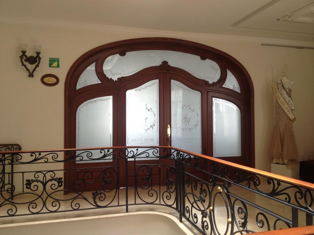 Grand Hotel Tepatitlan Εξωτερικό φωτογραφία